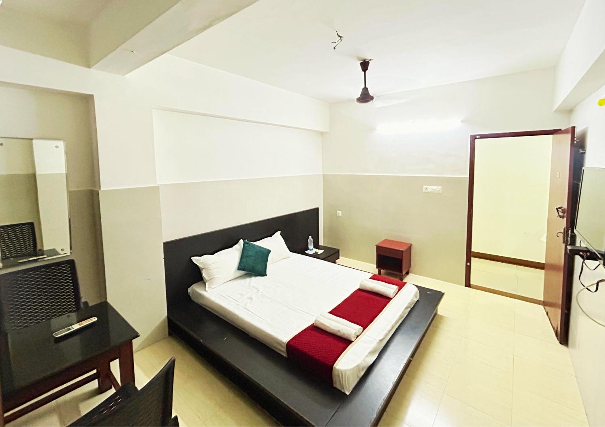Midtown Residency Hotel Calicut Eksteriør billede