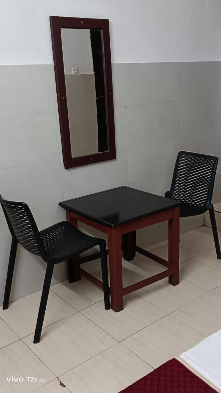 Midtown Residency Hotel Calicut Eksteriør billede