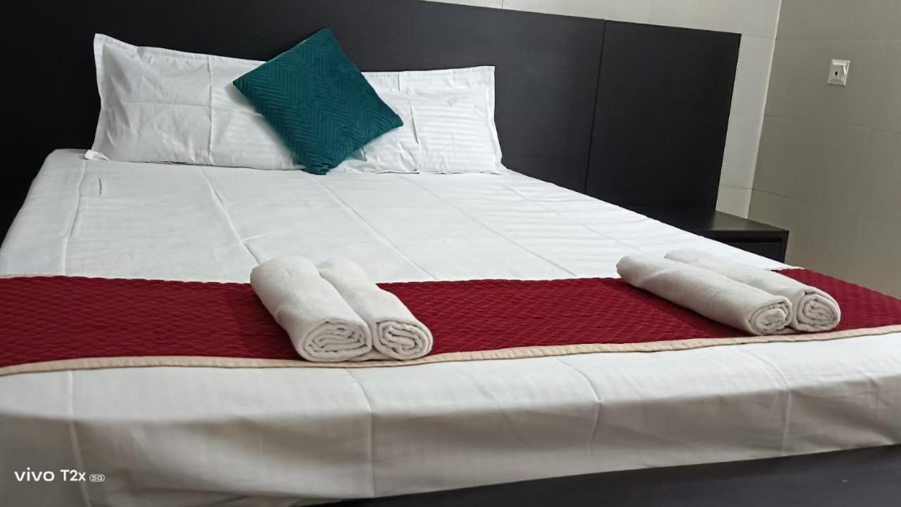 Midtown Residency Hotel Calicut Eksteriør billede